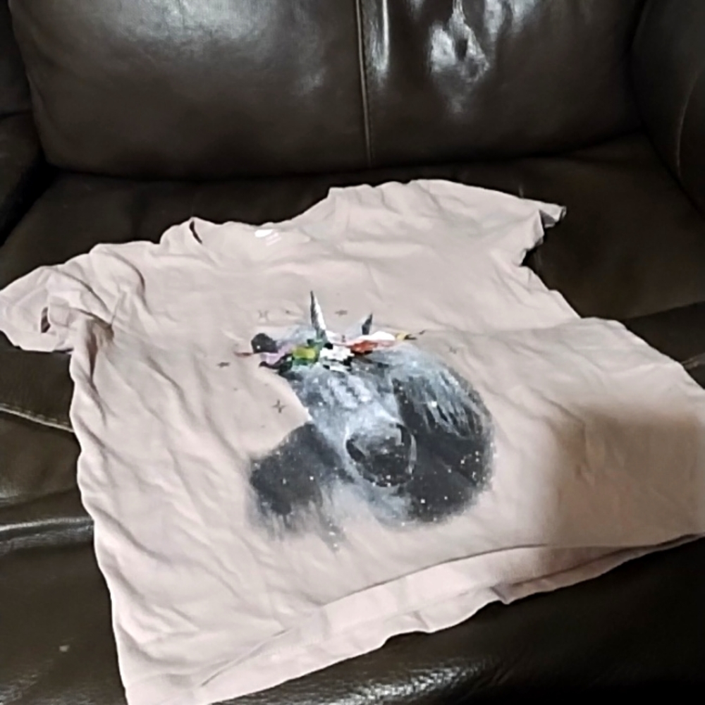 Shirt - Picture 2 of 4